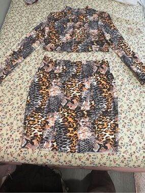 Women's Animal-Print Pencil Skirt in Orange Black Brown
